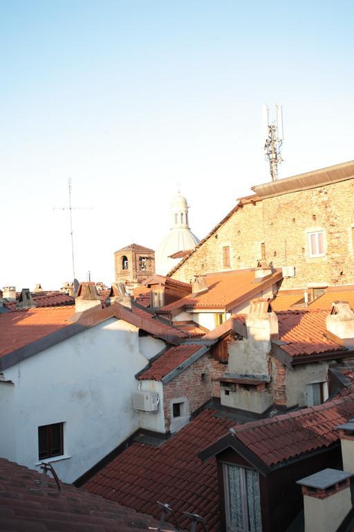 Duomo Apartment Turin Bagian luar foto