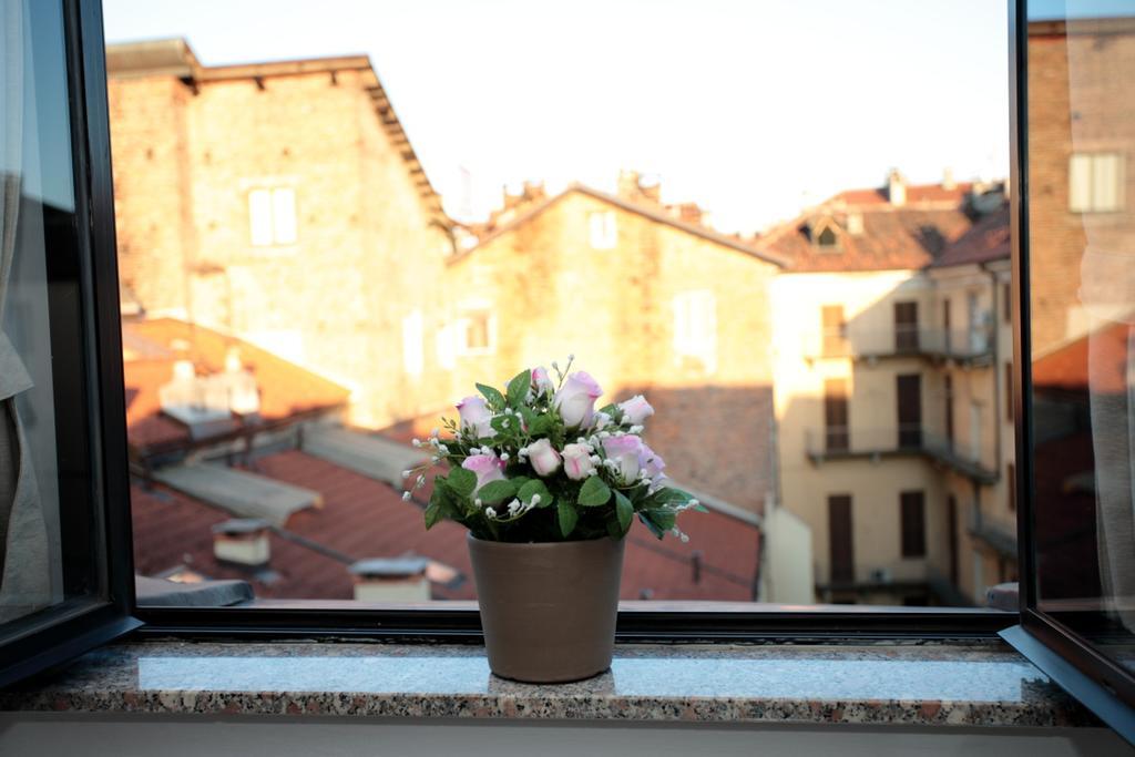 Duomo Apartment Turin Bagian luar foto